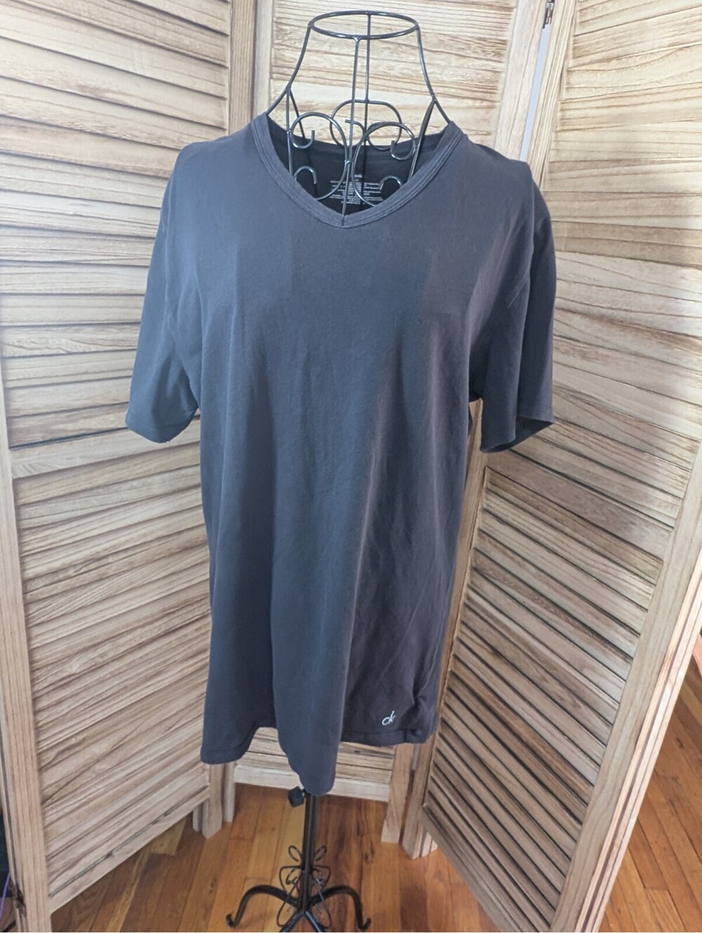 Calvin Klein Liquid Touch Men's Gray Short Sleeve T-Shirt, L